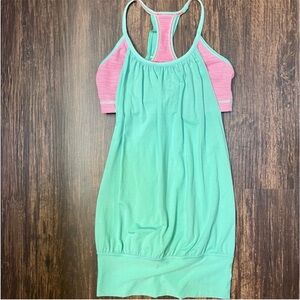 Lululemon work out top with built in sports bra